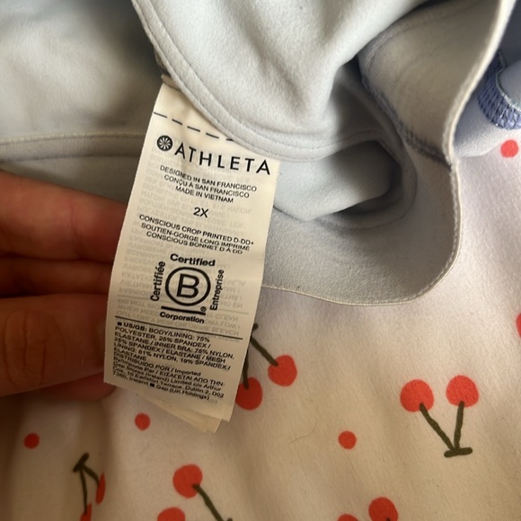 athleta concious crop 2x - Picture 4 of 5